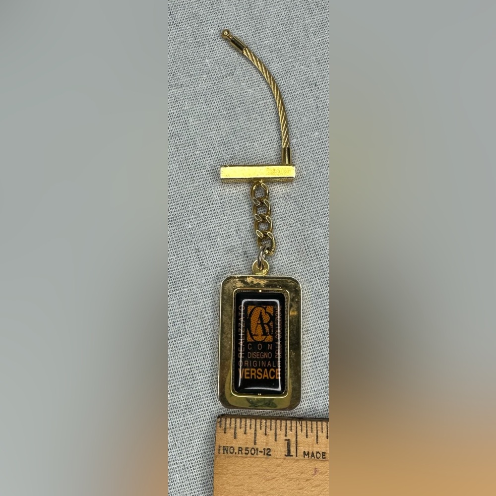 Versace Gold Key Chain, Versace della collezione Metal Keychain - Keyring - Picture 4 of 6